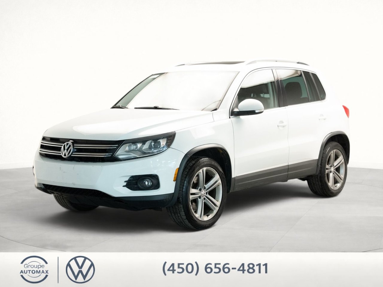 Pure White 2017 Volkswagen Tiguan SUV / Crossover Automatic