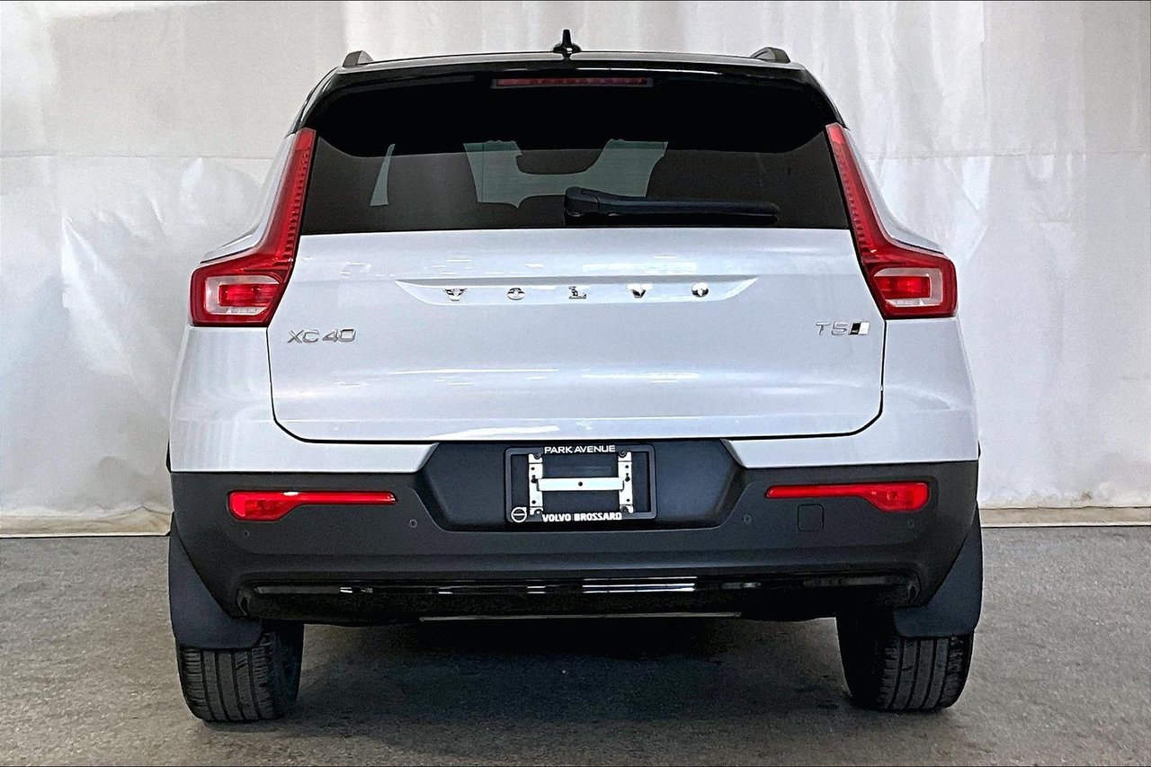 Volvo XC40 2022