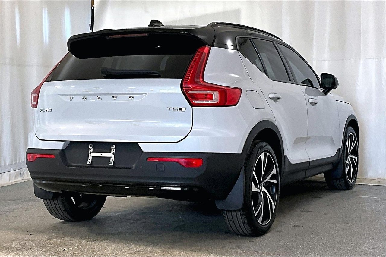Volvo XC40 2022