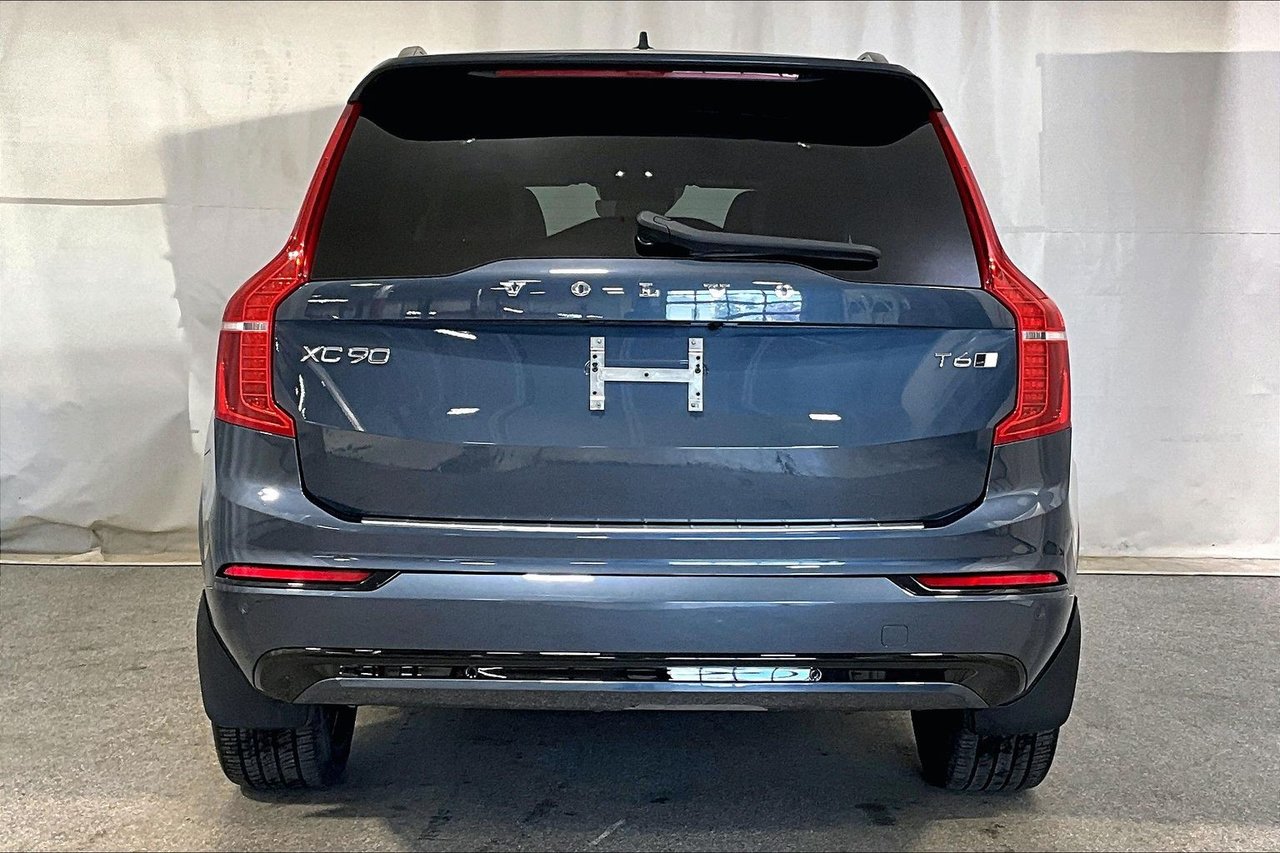 2022 Volvo XC90