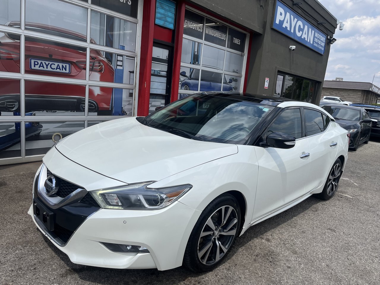 White 2017 Nissan Maxima SV FWD Sedan Front-Wheel Drive Automatic