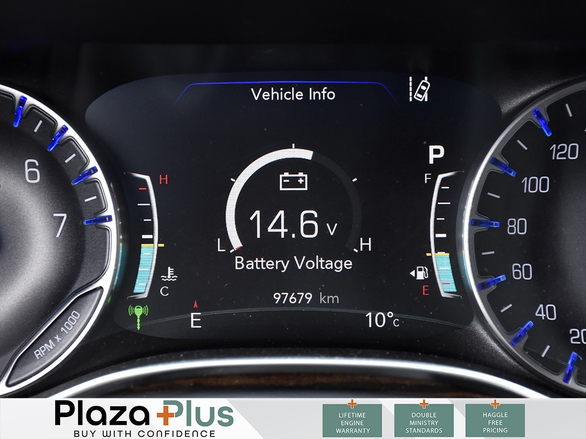 2022 Chrysler Pacifica Limited-18