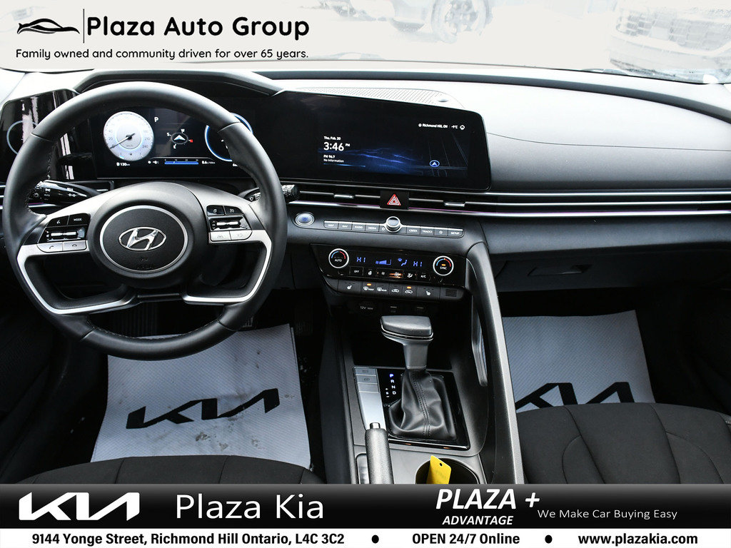 2023 Hyundai Elantra Preferred Clean Carfax|One Owner|Dealer Certified|