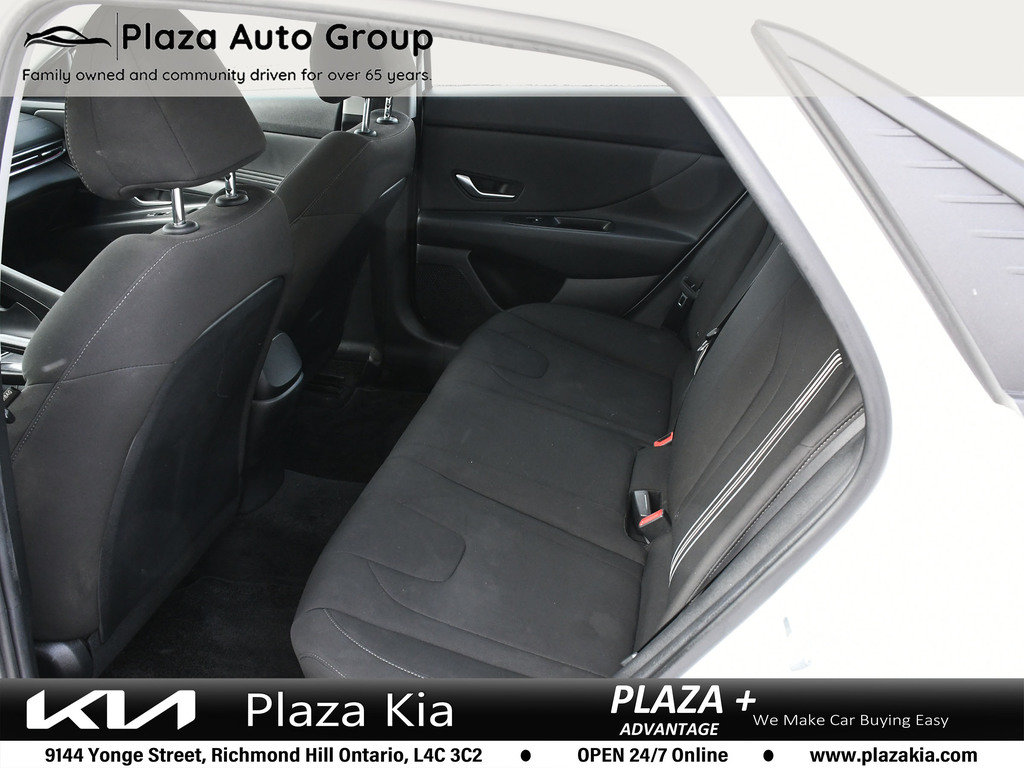 2023 Hyundai Elantra Preferred Clean Carfax|One Owner|Dealer Certified|