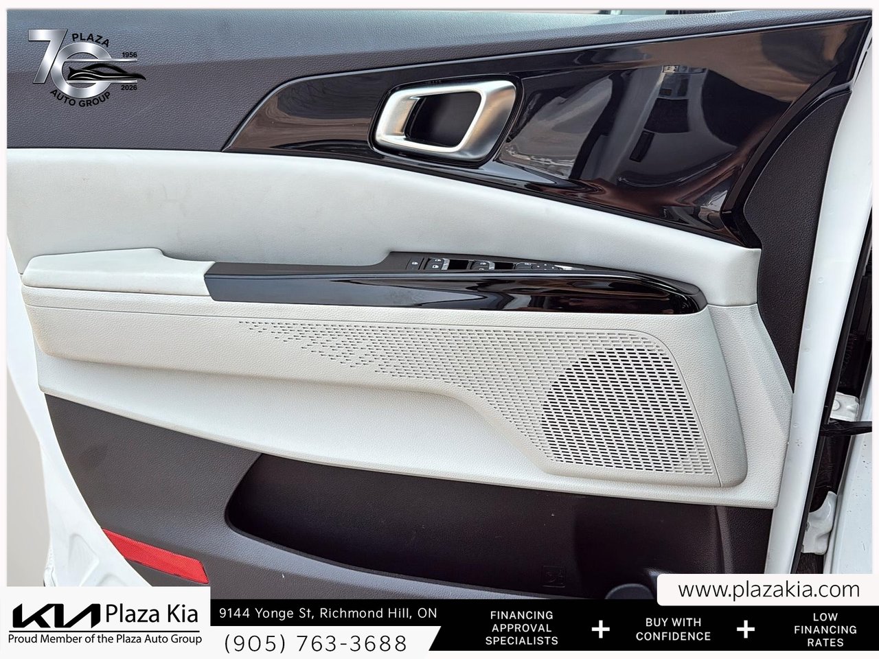 2023 Kia Carnival LX+-9
