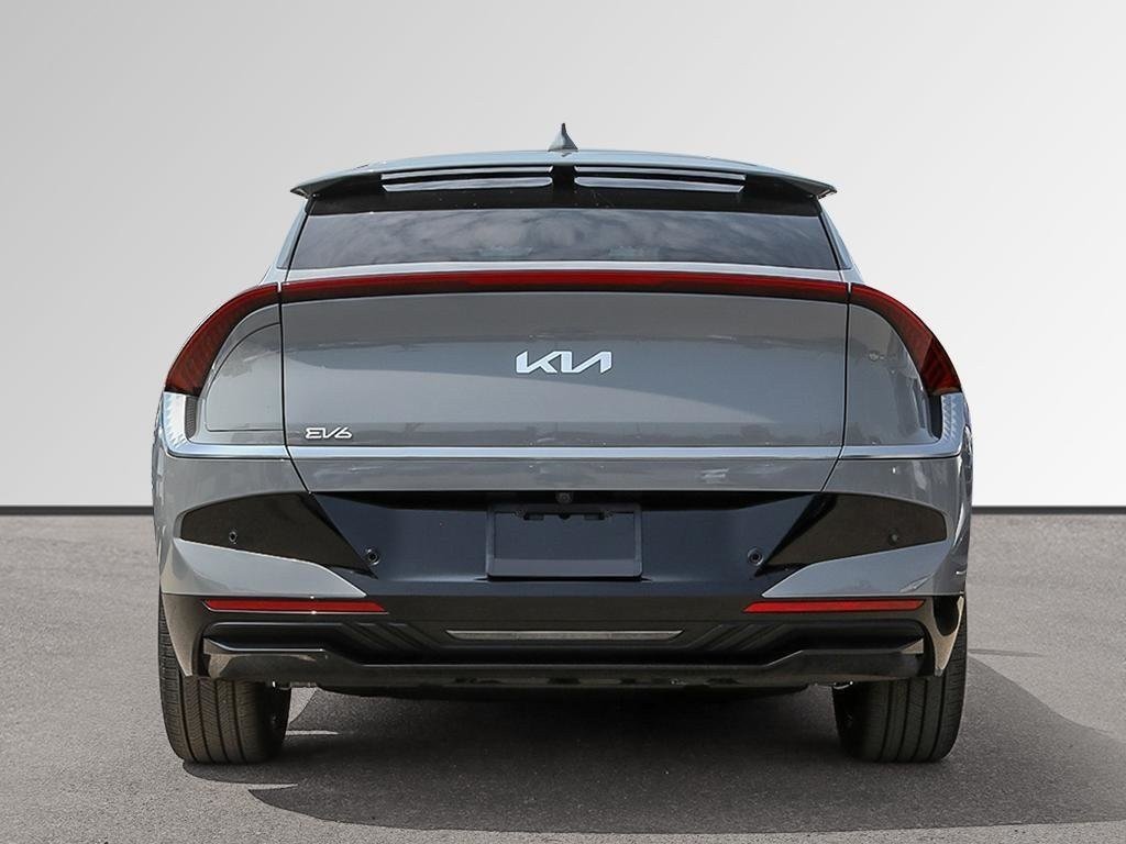 2025 Kia EV6 Land AWD w/ Premium Pkg-4