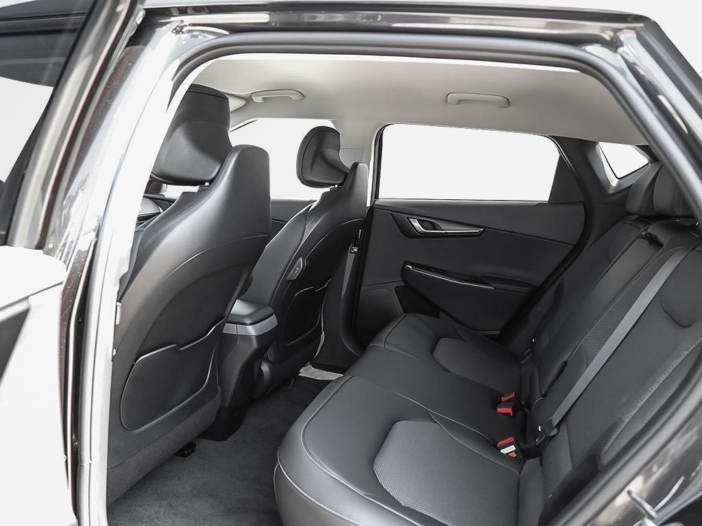 2025 Kia EV6 Wind RWD-25