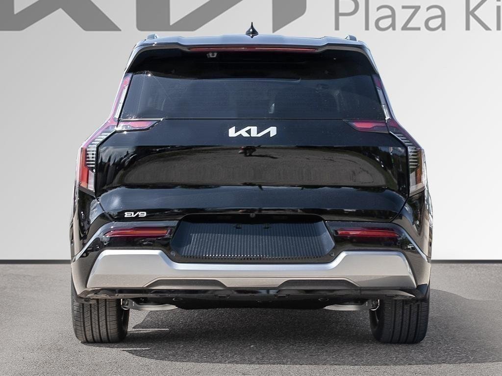 2026 Kia EV9 Land AWD w/ Premium Package-6