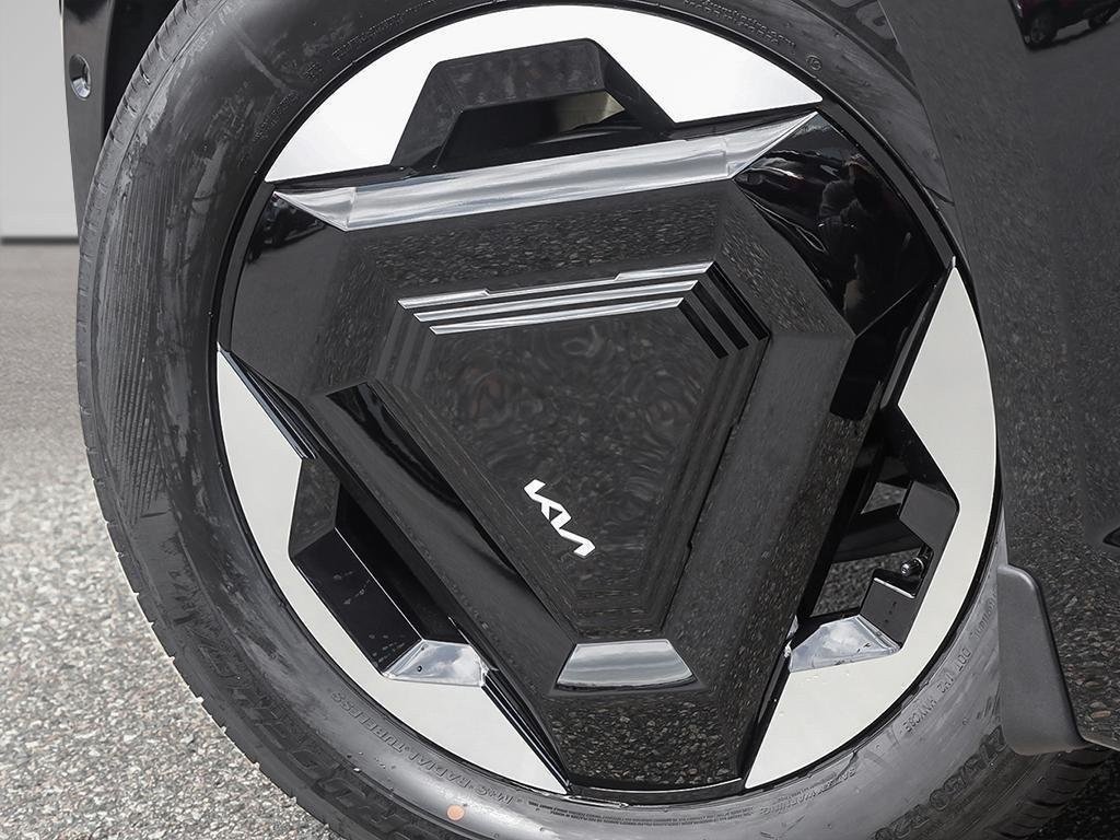 2026 Kia EV9 Land AWD w/ Premium Package-11