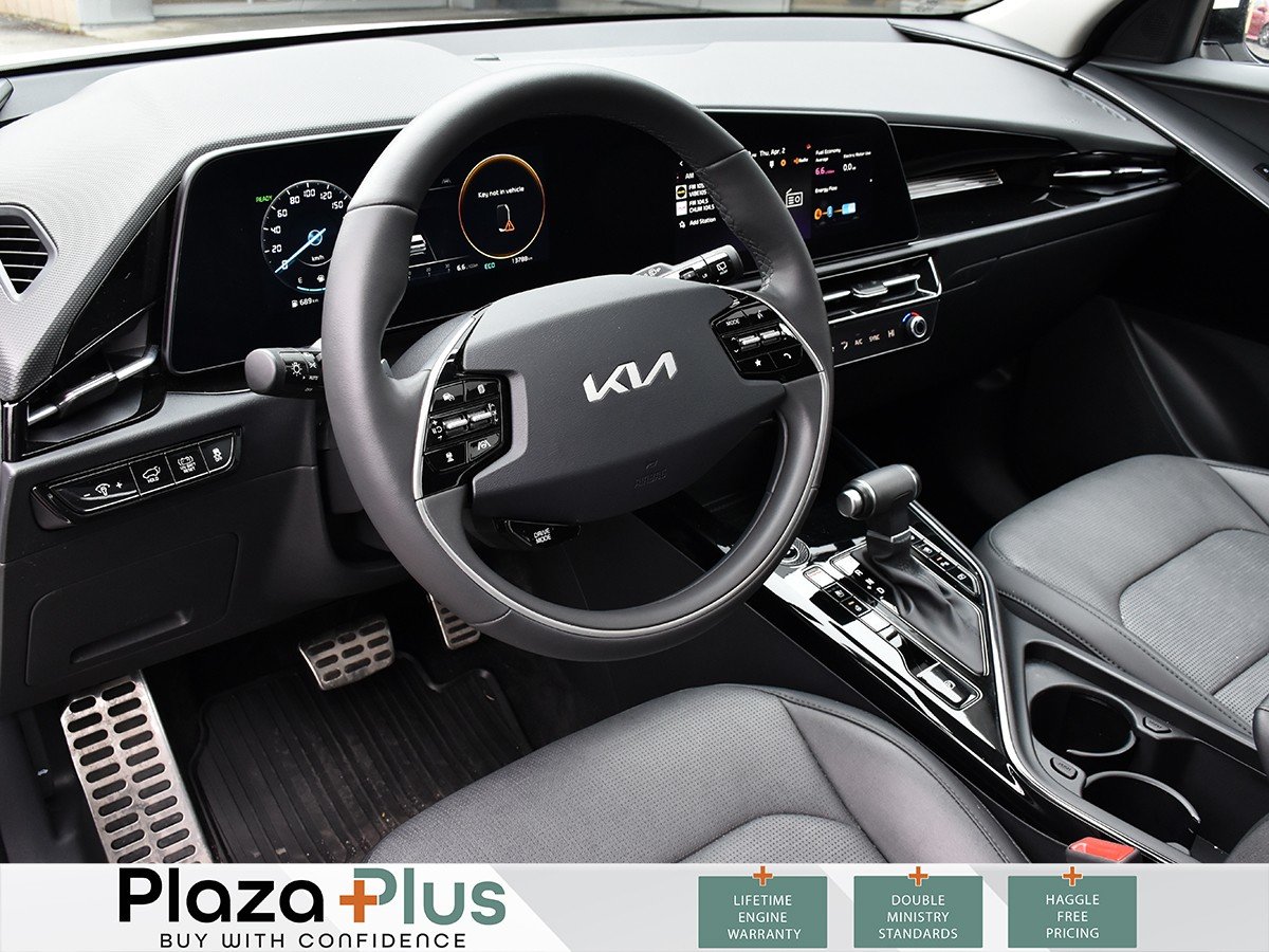 2025 Kia Niro SX-8