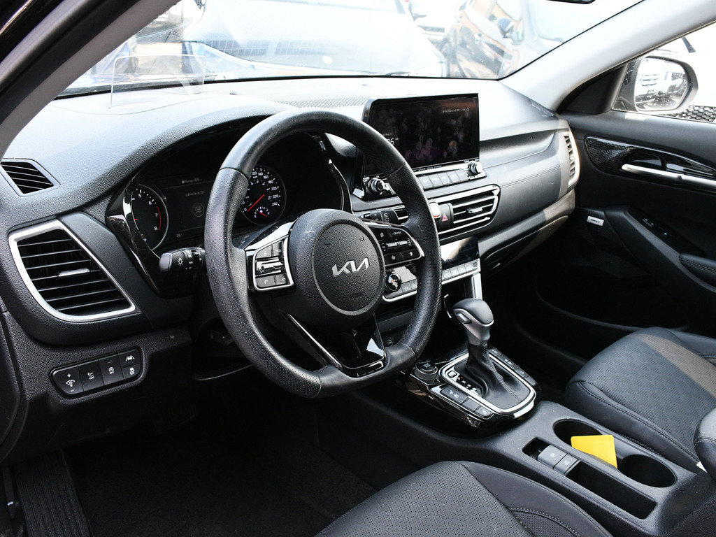 2023 Kia Seltos SX Turbo CPO | Low Mileage | Apple Carplay | Android Auto | Backup Camera