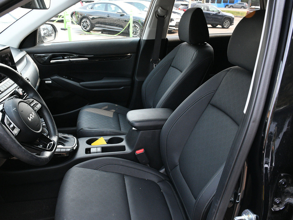 2023 Kia Seltos SX Turbo CPO | Low Mileage | Apple Carplay | Android Auto | Backup Camera