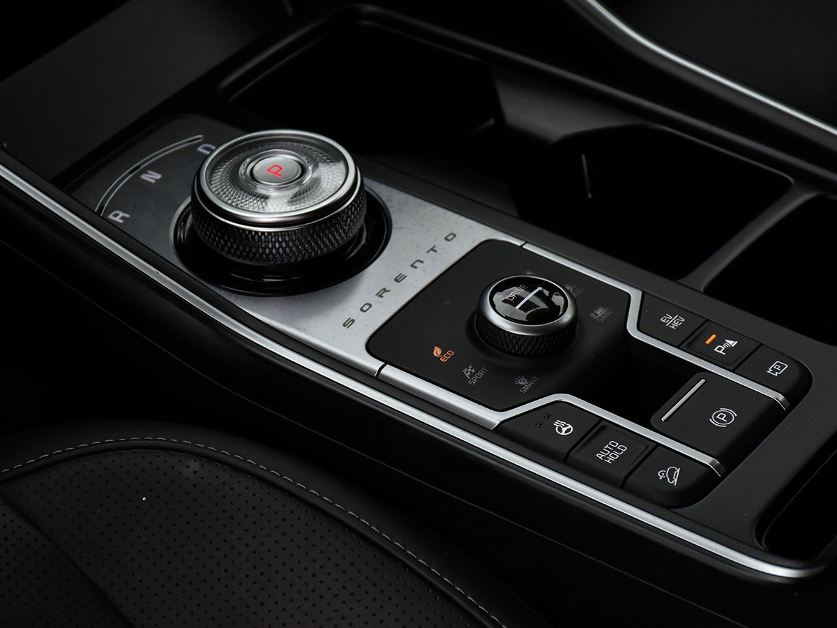 2025 Kia Sorento Plug-In Hybrid EX-11