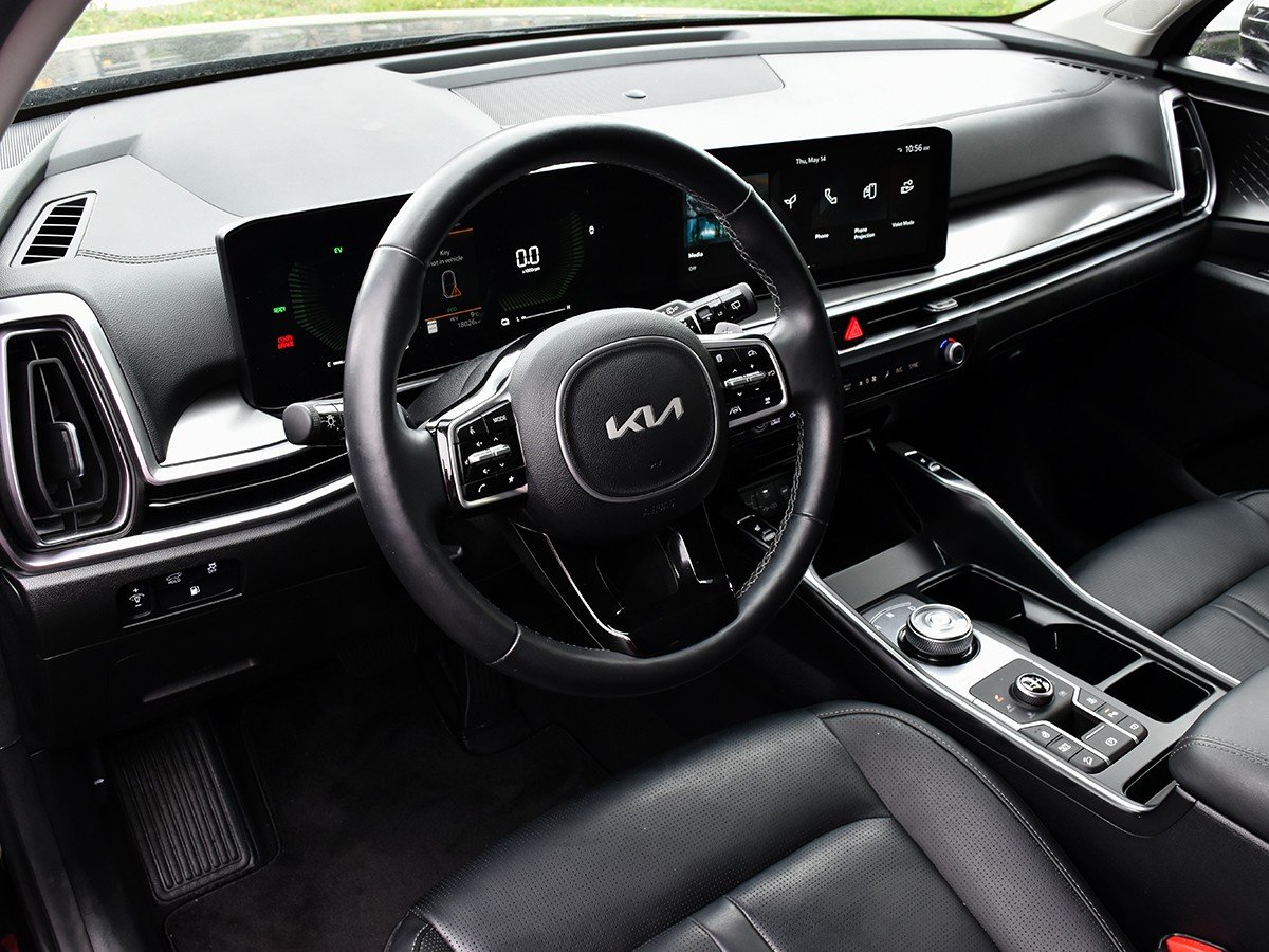2025 Kia Sorento Plug-In Hybrid EX-8