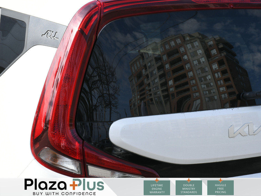 2022 Kia Soul EX CPO | Apple Carplay | Android Auto | Blind Spot Monitor | Backup Camera | Low Mileage