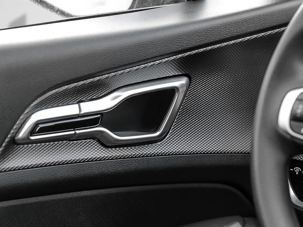 2024 Kia Sportage LX-18