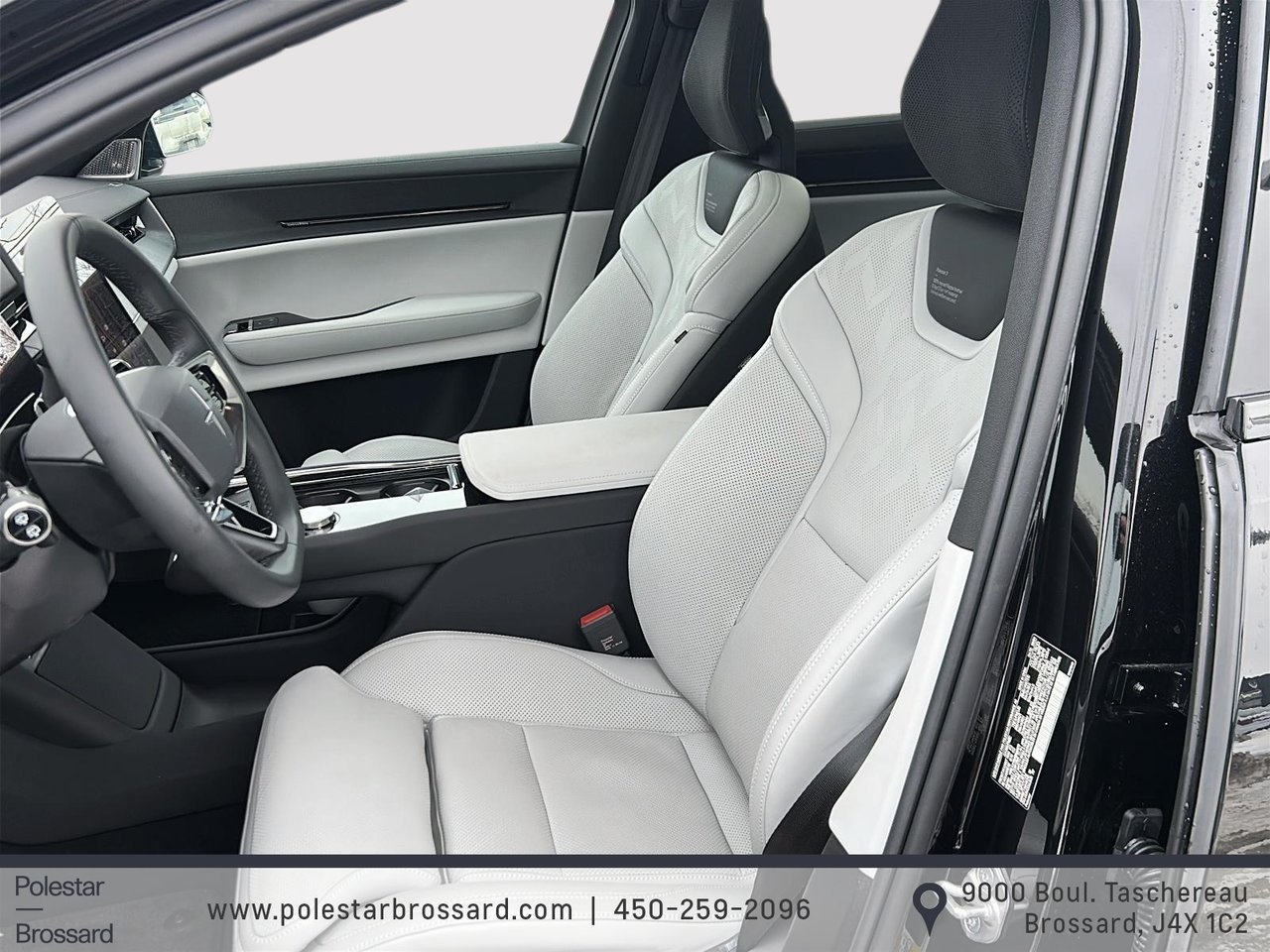2025 Polestar 3 BASE-8