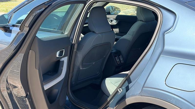 2024 Polestar 2 Long Range Dual Motor-16
