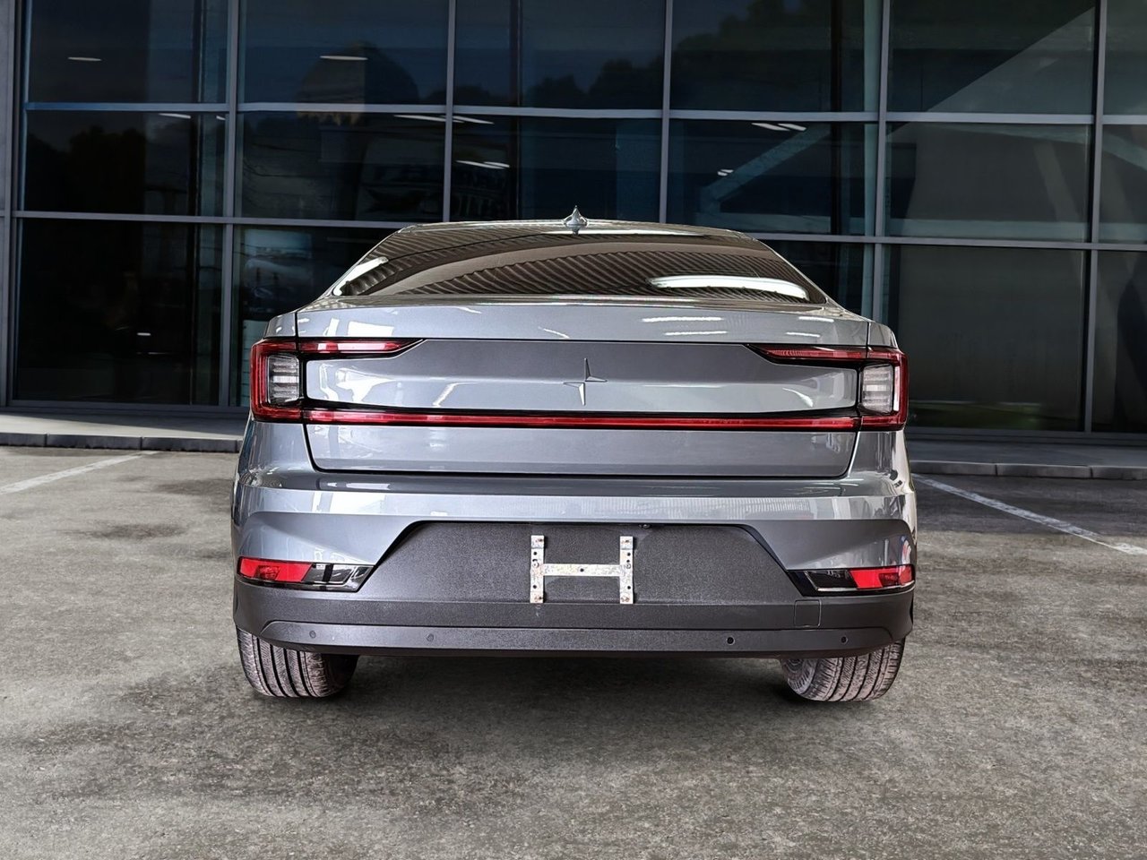 2025 Polestar 2-4