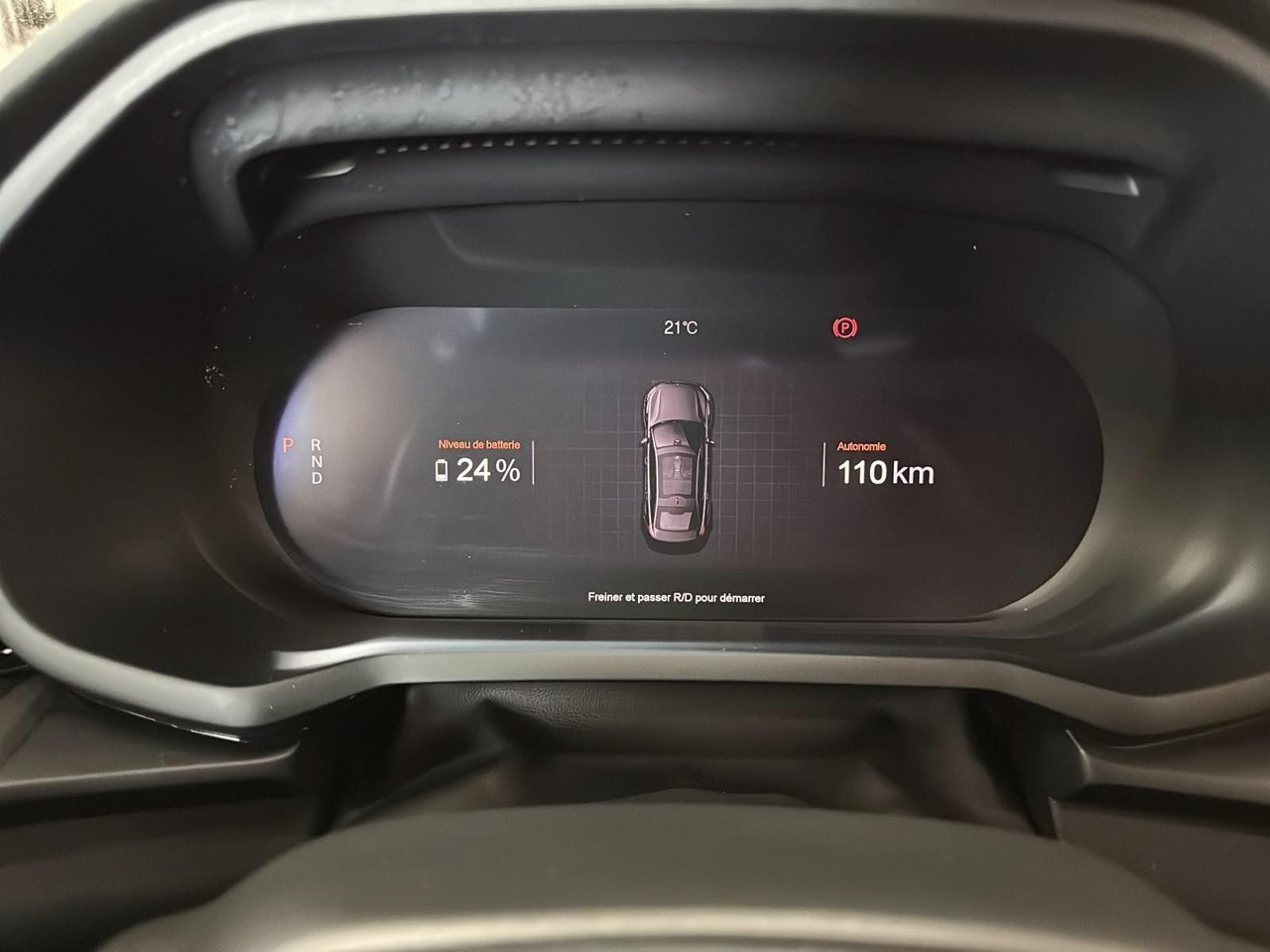 2025 Polestar 2-13