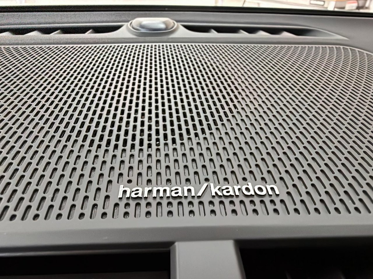 2025 Polestar 2-20