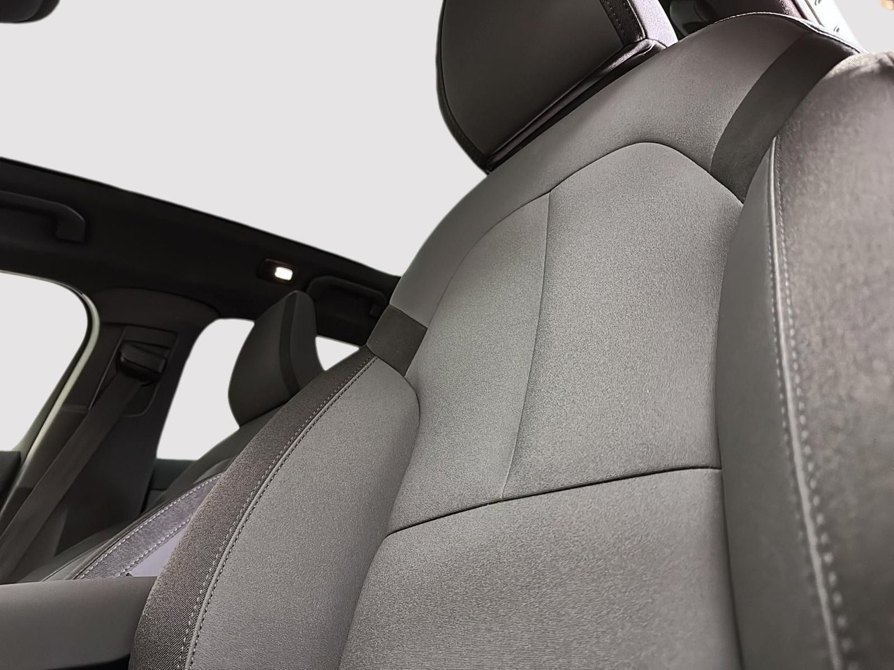 2025 Polestar 2-8