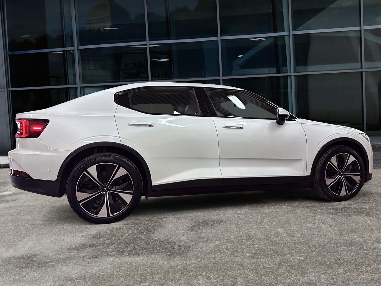 2025 Polestar 2-3
