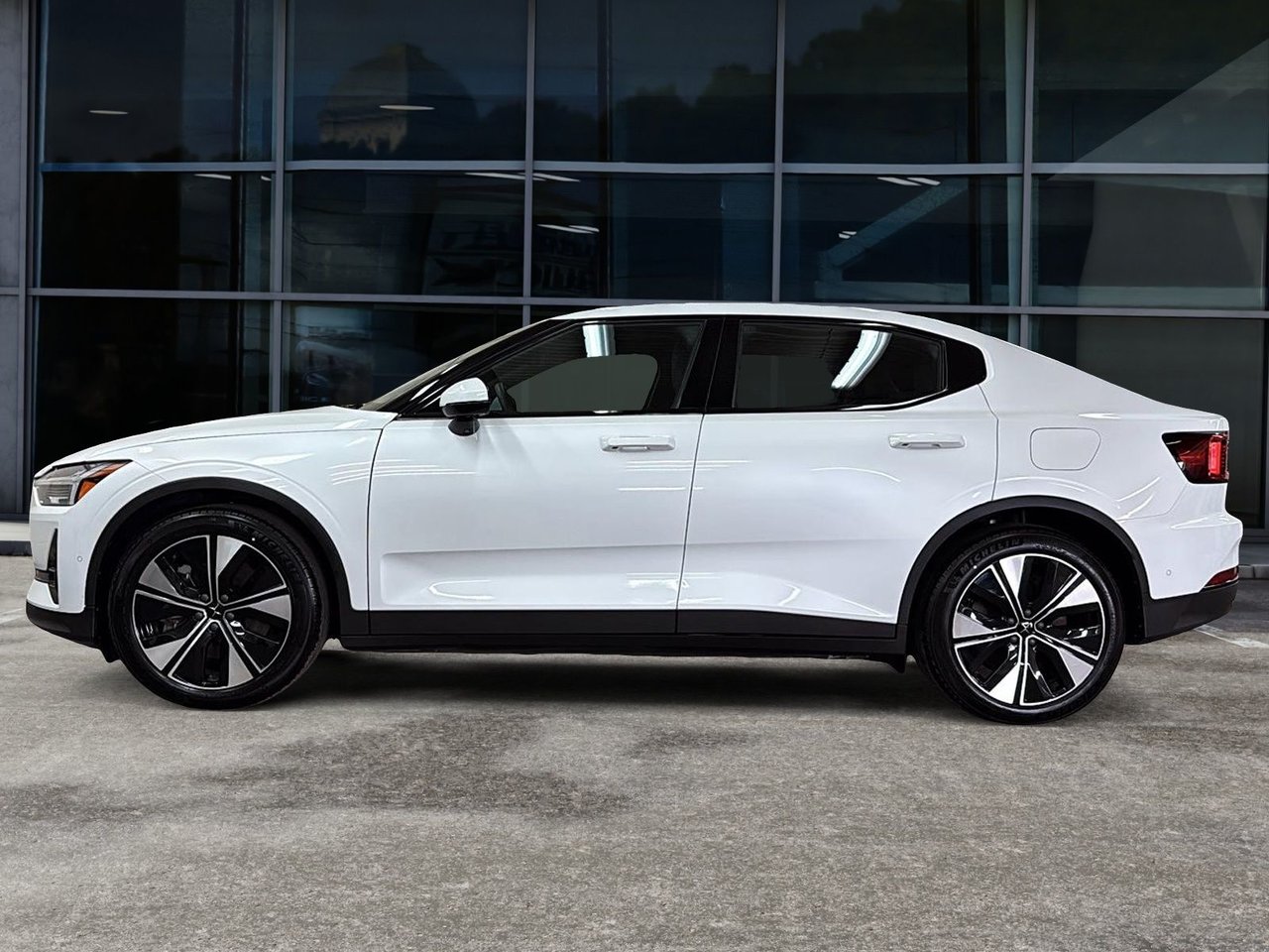 2025 Polestar 2-5