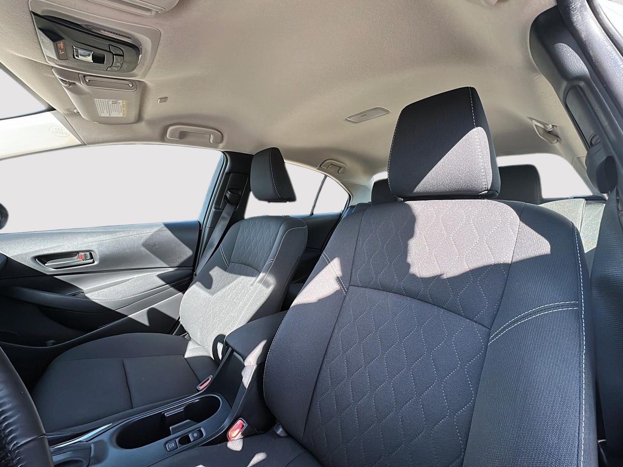 Toyota Corolla LE AWD 2025-1