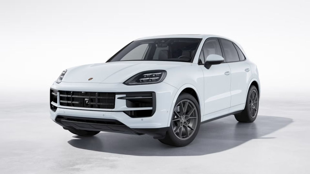  2025 Porsche Cayenne AWD   