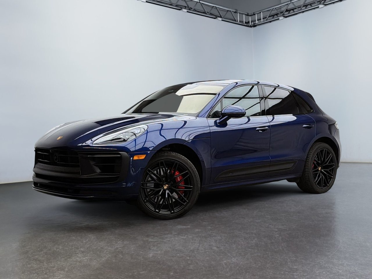 Gentian Blue Metallic 2024 Porsche Macan SUV / Crossover All-Wheel Drive Automatic