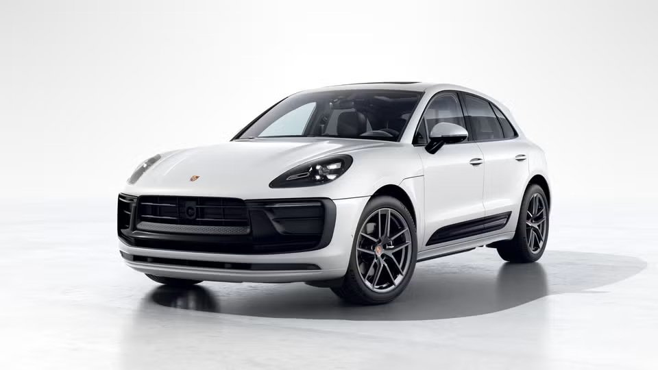 Carrara White Metallic 2025 Porsche Macan SUV / Crossover Automatic