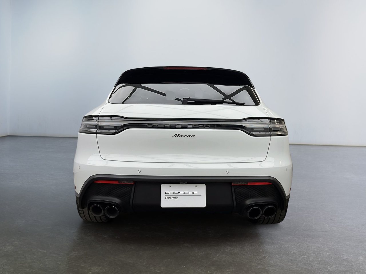 2025 Porsche Macan