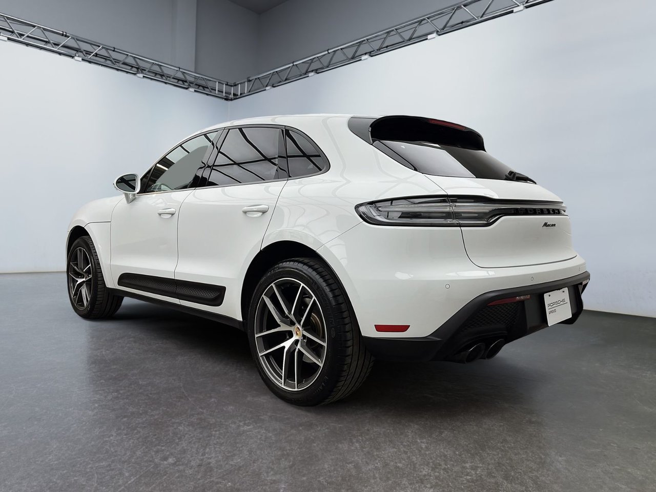 2025 Porsche Macan