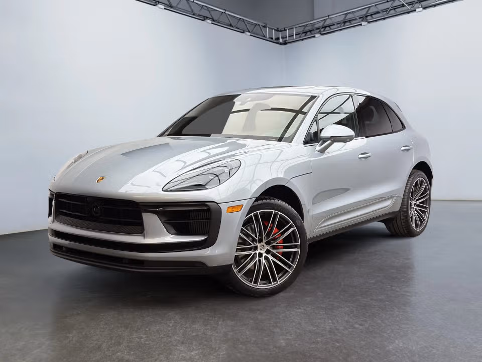 Dolomite Silver Metallic 2025 Porsche Macan SUV / Crossover All-Wheel Drive Automatic