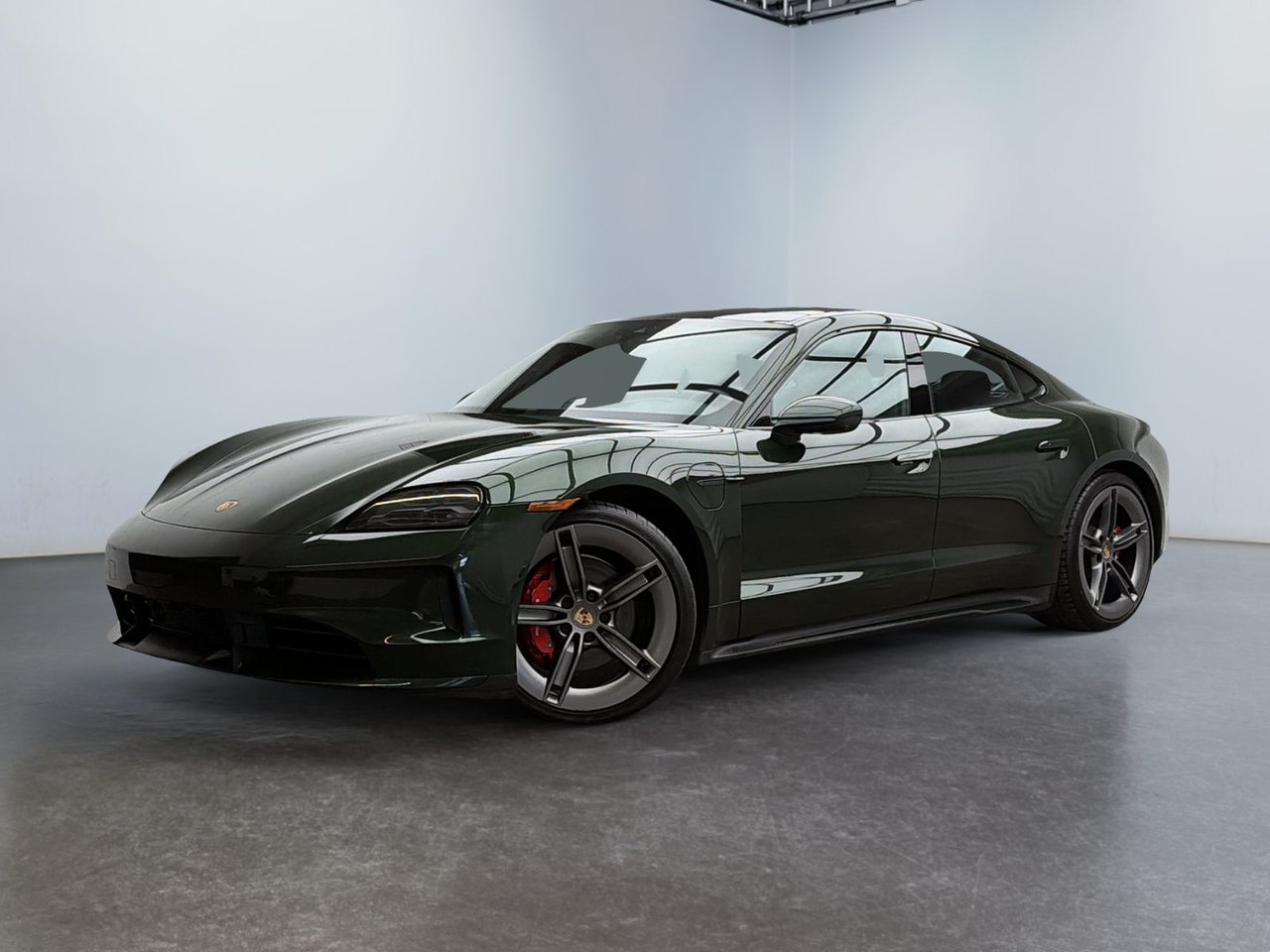 Oak Green Metallic Neo 2025 Porsche Taycan Automatic
