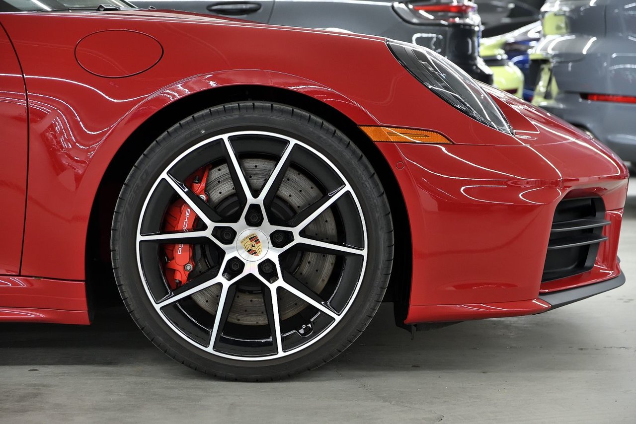 Porsche 911 2025