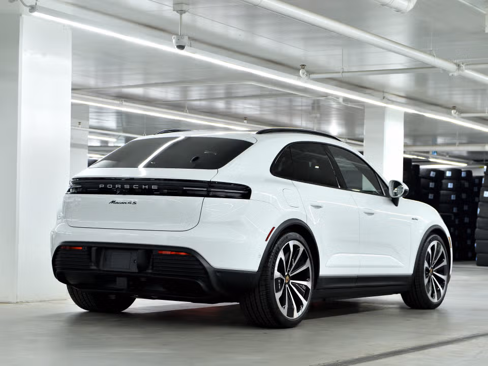 2025 Porsche Macan