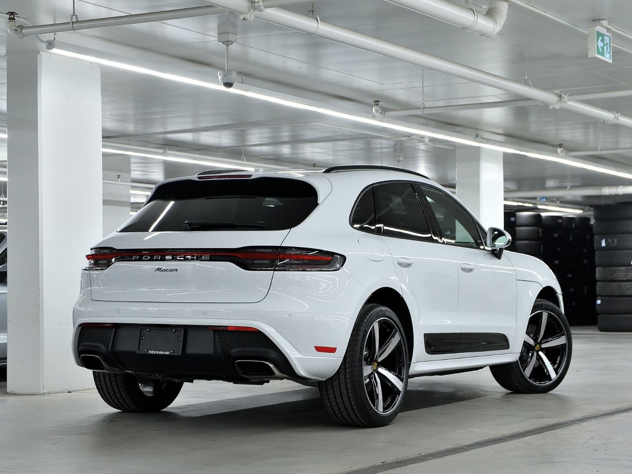 2025 Porsche Macan