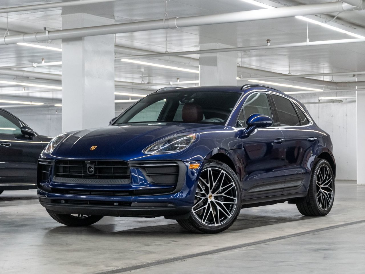 Gentian Blue Metallic 2025 Porsche Macan SUV / Crossover All-Wheel Drive Automatic