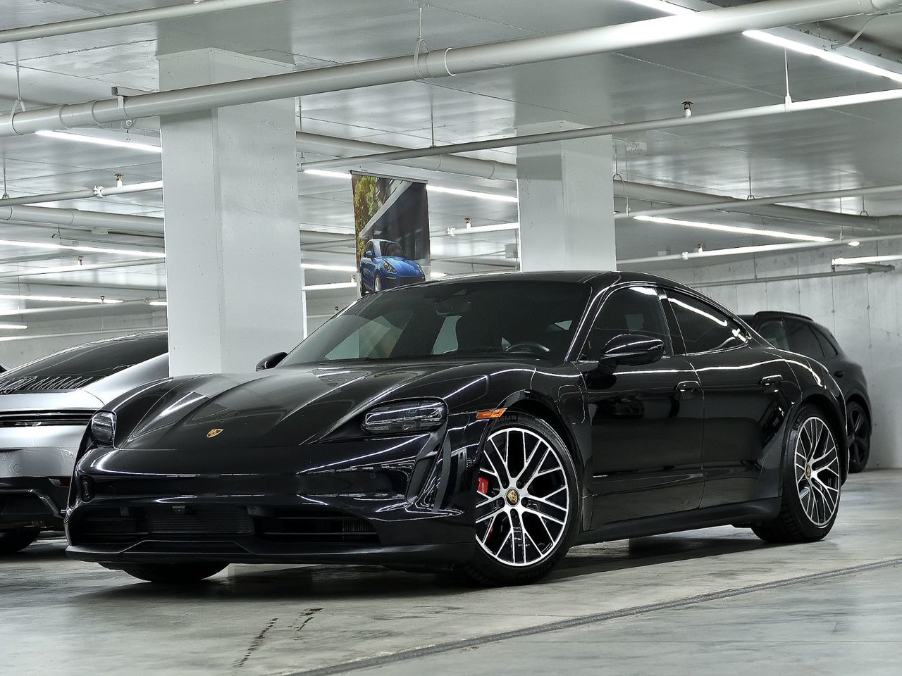 Jet Black Metallic 2022 Porsche Taycan Sedan All-Wheel Drive Automatic