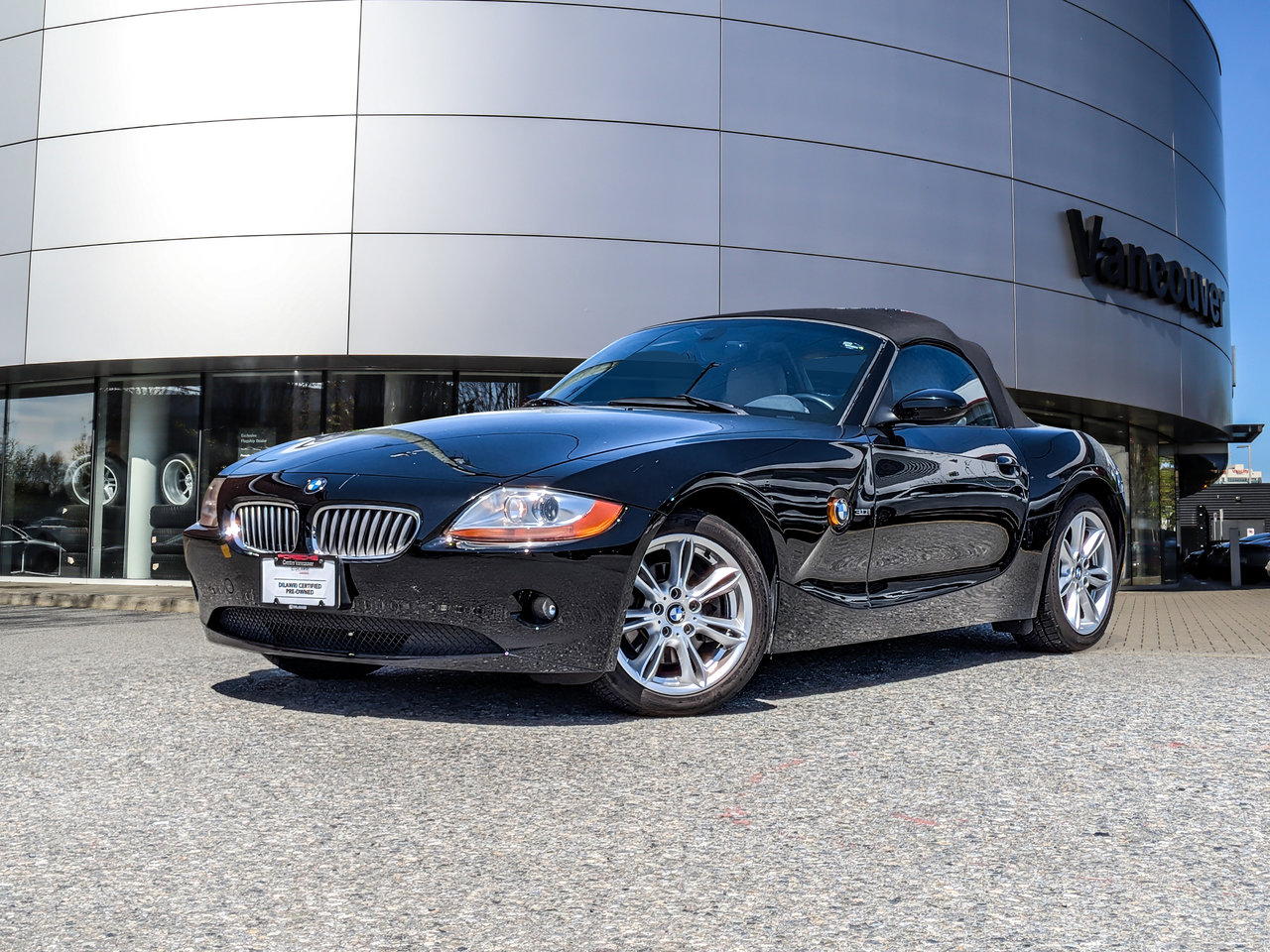 Black 2004 BMW Z4 3.0i Roadster RWD Convertible Rear-Wheel Drive
