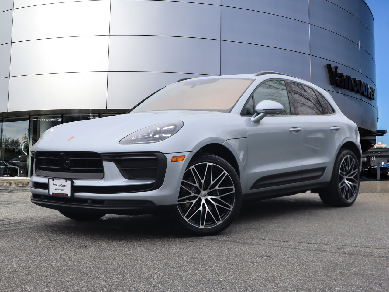 Dolomite Silver Metallic 2026 Porsche Macan SUV / Crossover All-Wheel Drive Automatic