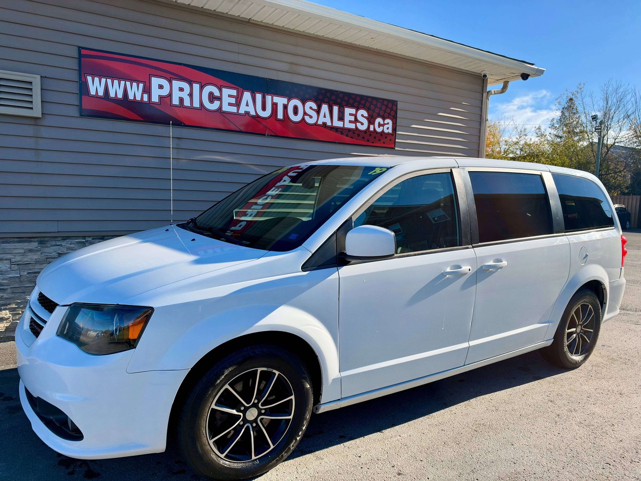  2019 Dodge Grand Caravan Minivan Front-Wheel Drive Automatic