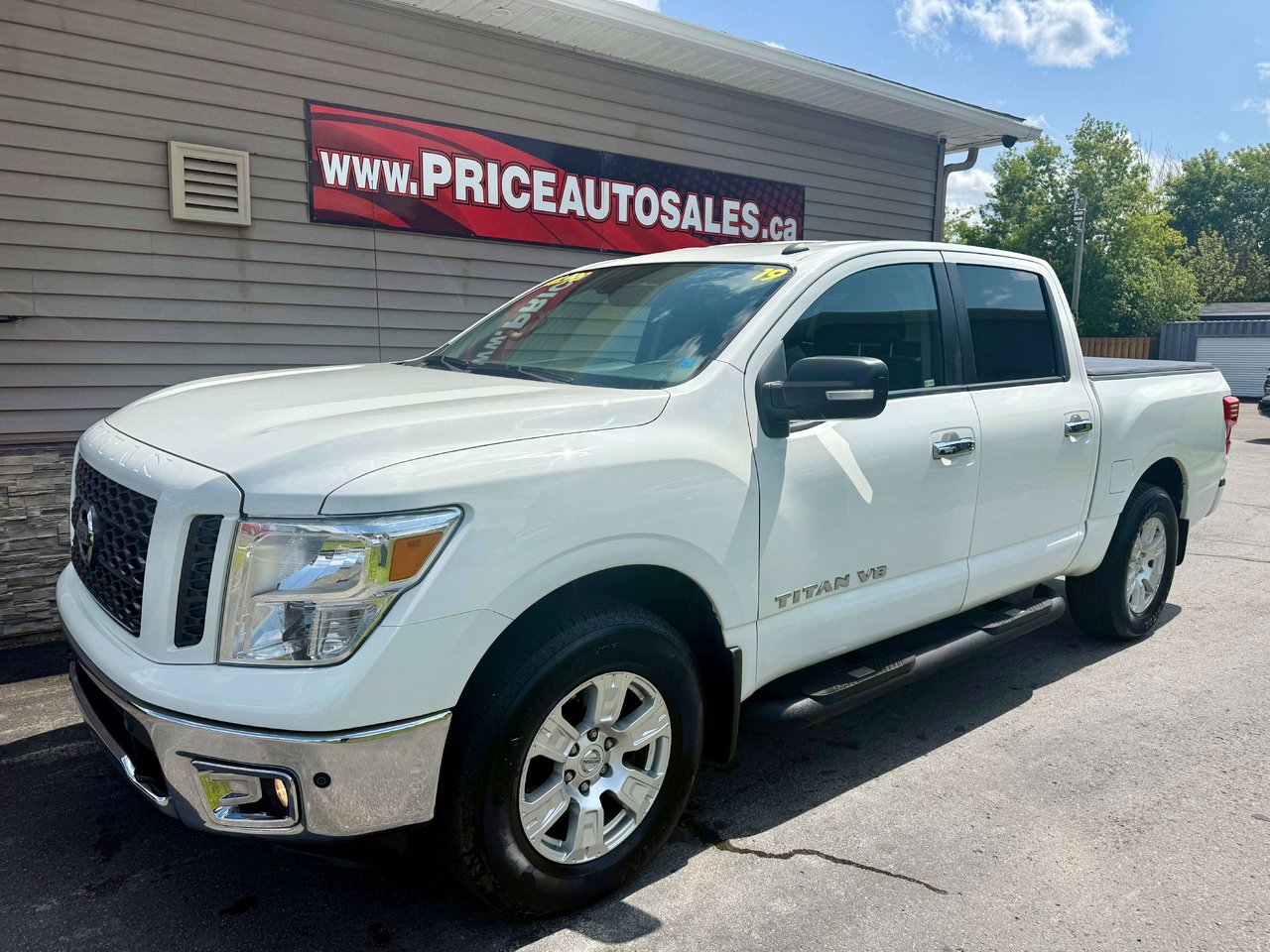 2019 Nissan Titan Pickup Truck Four-Wheel Drive Automatic