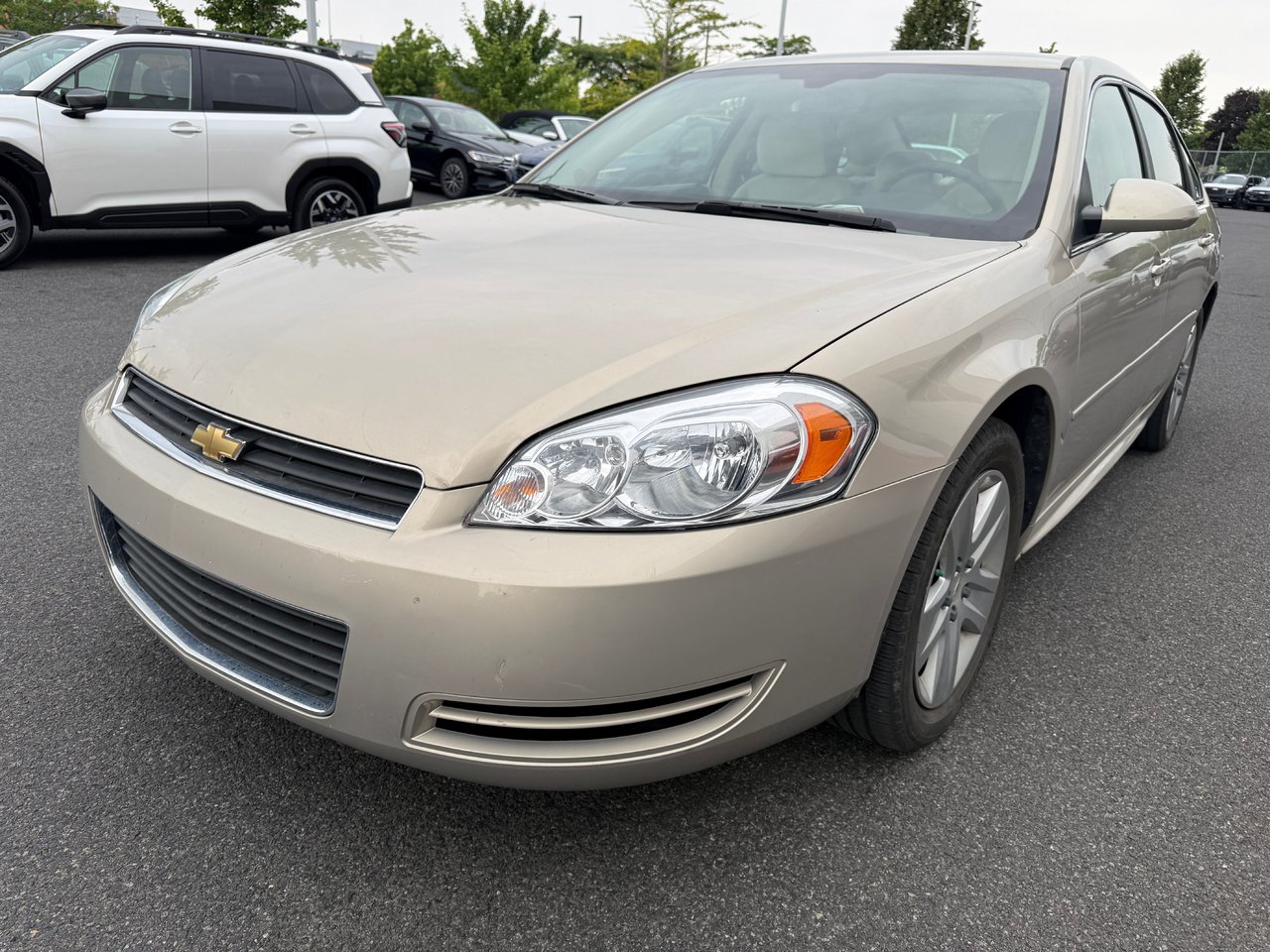 Gold Mist Metallic 2010 Chevrolet Impala Sedan Front-Wheel Drive Automatic