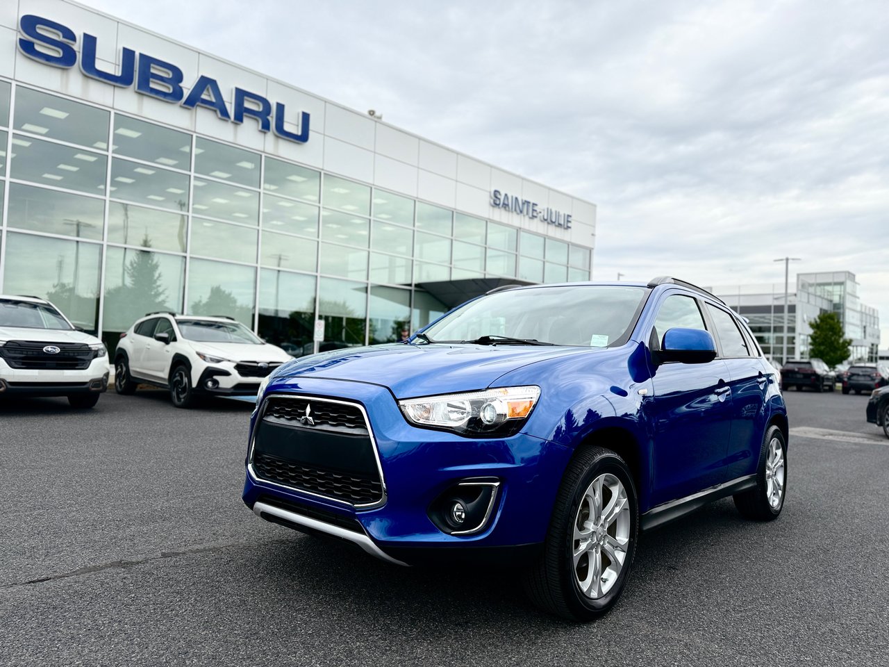 Octane Blue Pearl 2015 Mitsubishi RVR SUV / Crossover