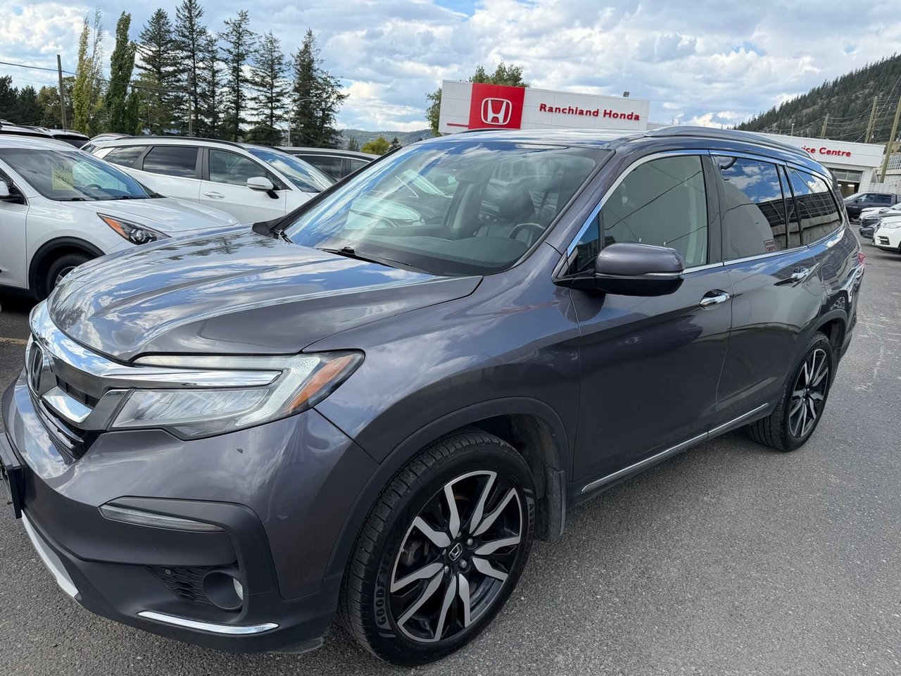 Gray (Modern Steel Metallic) 2021 Honda Pilot SUV / Crossover All-Wheel Drive Automatic
