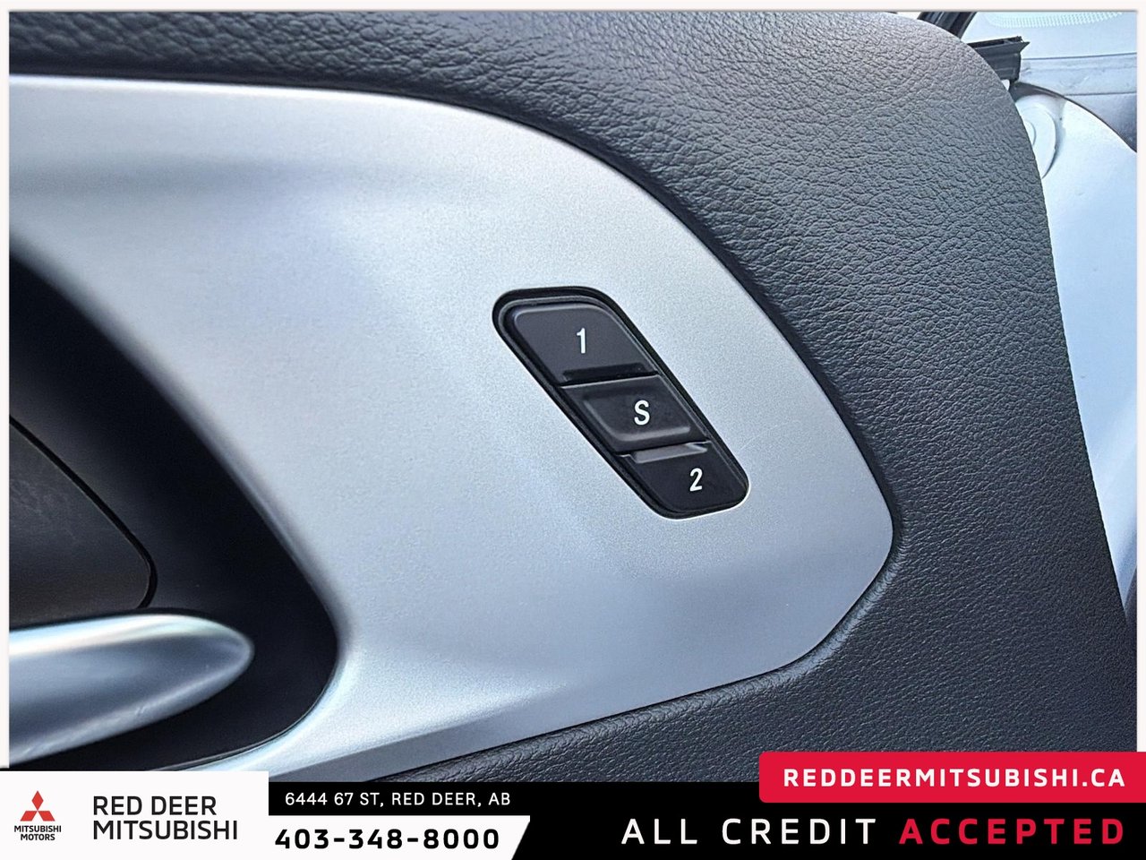 2025 Chrysler Pacifica Limited-15