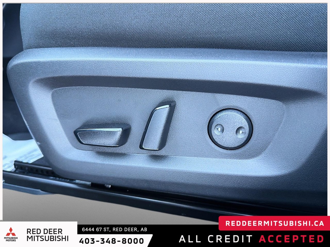 2026 Mitsubishi Outlander Plug-in Hybrid SE S-AWC-14